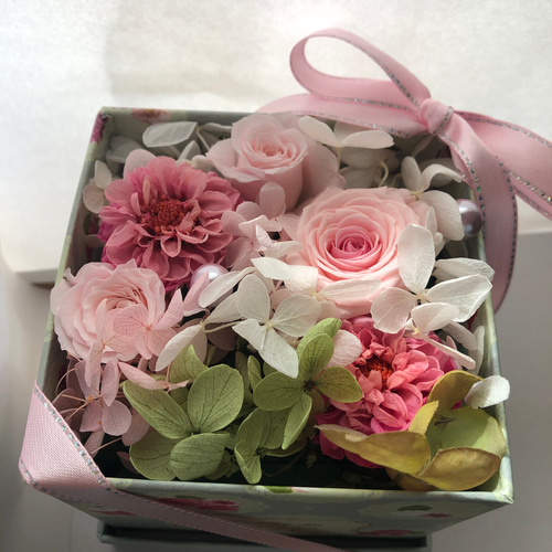 ひとめぼれ復刻2026 フラワーボックス プリザーブドフラワー ボックス