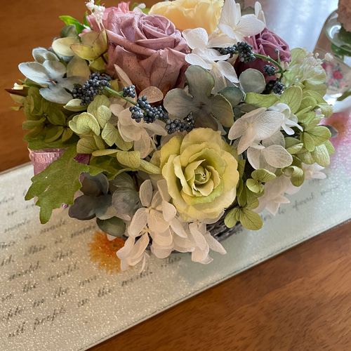 ギフト2025 ハッピーフラワーアレンジメント ころんと可愛いてまり