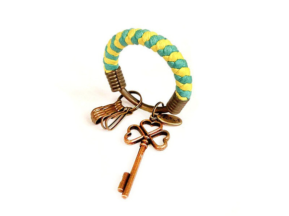 【UNA-優娜手作】 鑰匙圈(小)5.3CM 湖水綠＋亮黃＋幸運草鑰匙 手工 編織 腊繩 鐵環 客製化 第2張的照片