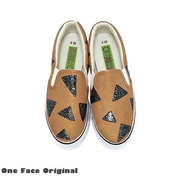 スニーカー「 Corn 」メタリックブロンズと三角とスリッポン！ユニセックス！2E【受注制作】