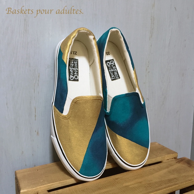大人のスニーカー「anti-sea」アンティークゴールド × 海グラデーション！ユニセックス！2E【受注制作】