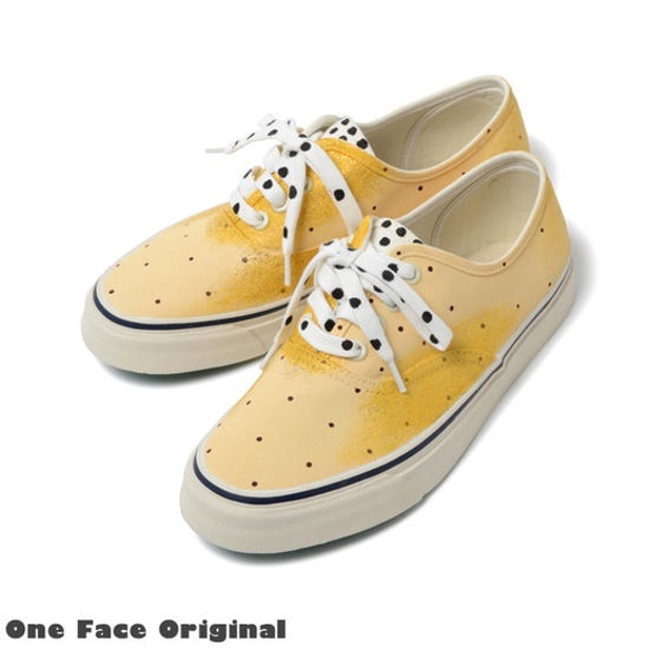 “數量/尺寸有限”運動鞋“香草豆”設計與米色和金色點♪ 第2張的照片