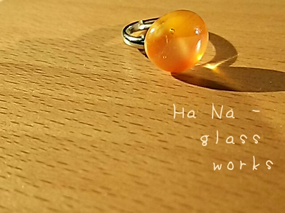 太陽からのおくりもの～オレンジ色ガラスの大粒指輪～ 2枚目の画像
