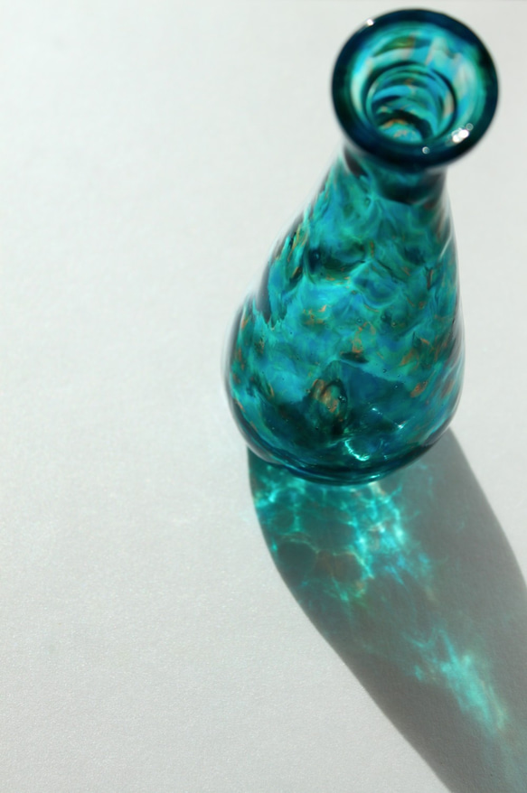慢舞│簡約復古風海藍色彩繪玻璃花瓶 第2張的照片