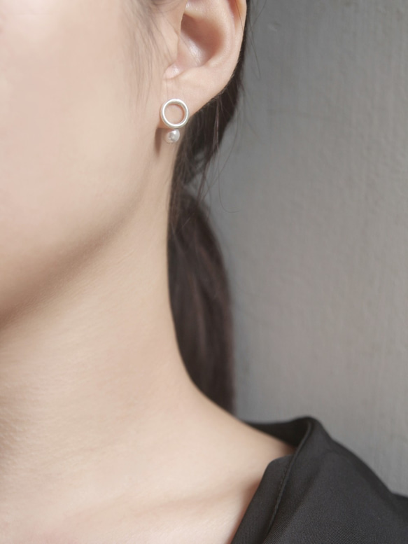 經典簡約 世華洛世奇珍珠 925純銀 耳環 第4張的照片