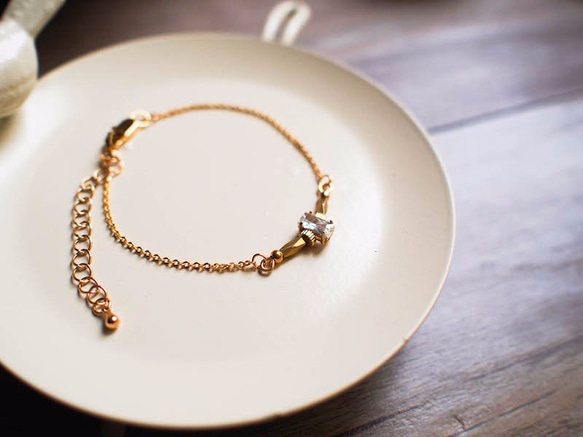 LIULIUYA【幸福】鋯石黃銅設計款手環 (經典鍊) 第3張的照片