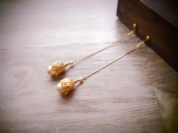 【珍珠種子】珍珠葉子黃銅耳環 第3張的照片