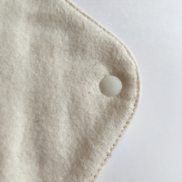 安心素材の布ナプキン 無漂白ネル＊レギュラー（普通の日・昼用） 3枚目の画像