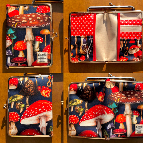 販売終了 再販×3 ポップなカラフルリアルきのこ柄 ネイビー がま口母子