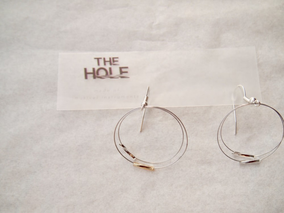 -Small- Guitar Strings Hoop Earrings 1枚目の画像