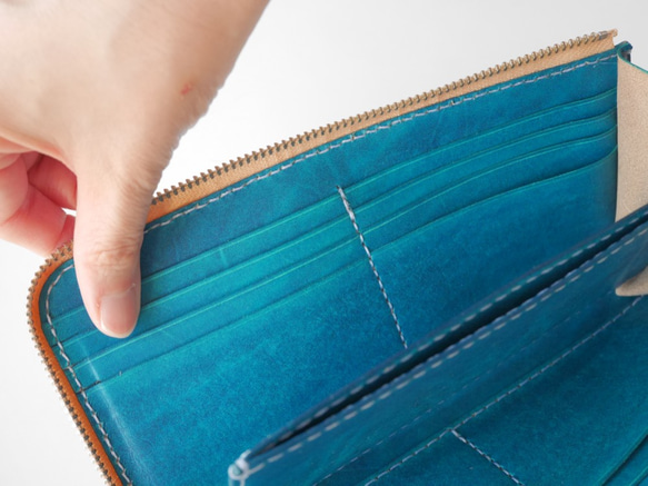 シンプル長財布　ファスナータイプ　ヌメ革　青　ブルー　【海の色】 シンプル長財布　ファスナータイプ　ヌメ革　青　ブルー　【海の色】 Y1691216531(13000円)