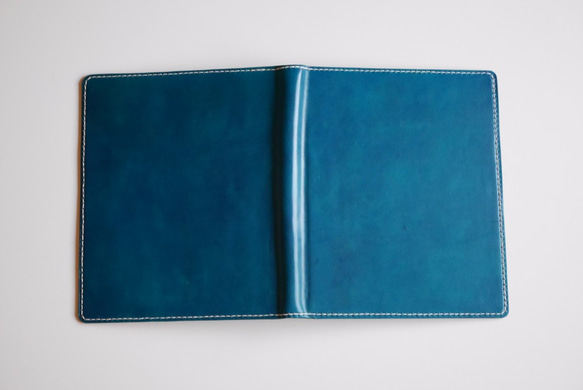 革張りバインダーA5サイズ　ヌメ革ブルー【海の色】 2枚目の画像