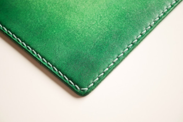 レザーマウスパッド　ヌメ革仕様　緑　グリーン　【森の色】 4枚目の画像