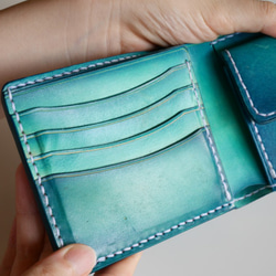 シンプル二つ折り財布　ヌメ革　青　ブルー　【海の色】 3枚目の画像