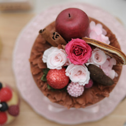 【母の日ギフト受付中】再販♥️お花のケーキ・フラワーケーキ◇チョコレートケーキバージョン◇ショコラ◇プリザーブドフラワー 4枚目の画像