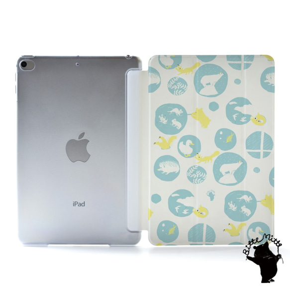 水玉のiPad ケース iPadケース アイパッド カバー iPad Pro 12.9 11 10.5,9.7 名入れ 1枚目の画像