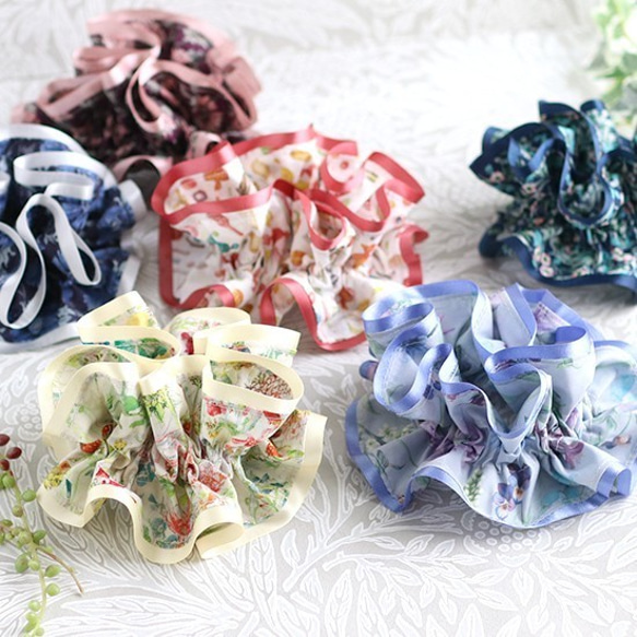 Scrunchie [Double]：Liberty Truly Scrunch Chasse Sweets 圖案：立體優雅的絲 第5張的照片