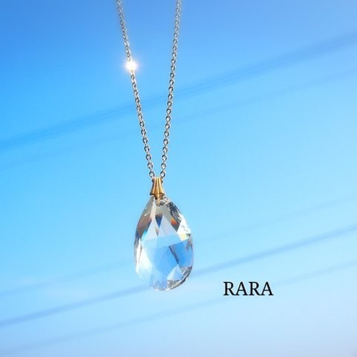 大粒スワロフスキーのロングネックレス ネックレス・ペンダント RARA