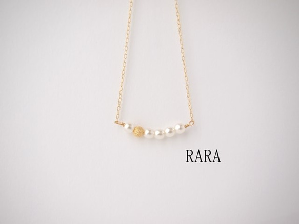 パールの華奢ネックレス　ゴールド・ホワイト　 1枚目の画像