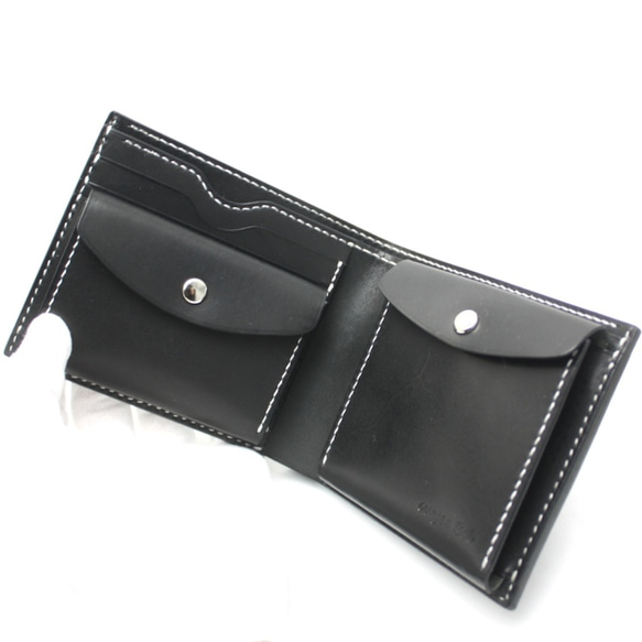 ボタンポケットの２つ折り財布（カラー：Black × Black） 2枚目の画像