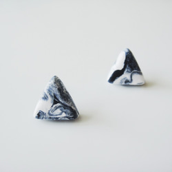 Marble Sea Triangle Earring-大海三角耳釘/手工手作耳環/禮物飾物 第2張的照片