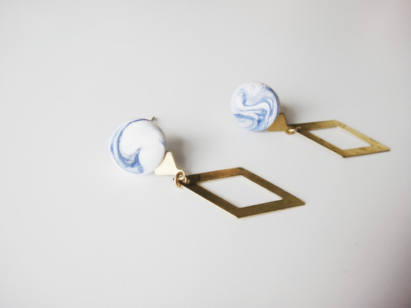 Marble Sky Blue Long Earring-天空藍菱形長耳釘/手工手作耳環/禮物飾物 第3張的照片