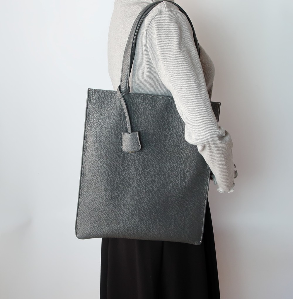 スリムA4トートbag（Ｍ）☆彡お色違いも対応可能です・受注制作