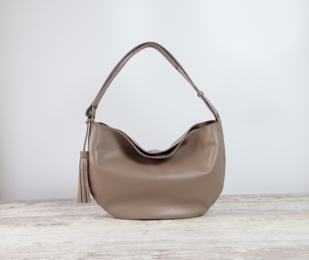 s22【美品】保存袋付　グッチ　GGスエード　レザー　ハーフムーン　ハンドバッグ s22【美品】保存袋付 グッチ GGスエード レザー ハーフムーン