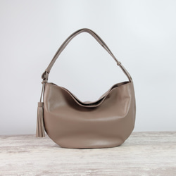 ハーフムーン2wayショルダー☆彡グレージュ・シュリンクレザー