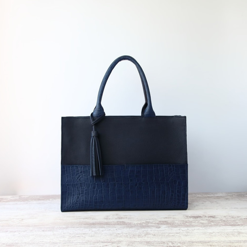 toamam♭様ご依頼用23 A4サイズしかくトートbag・ver2（ファスナー付き）☆彡ネイビー