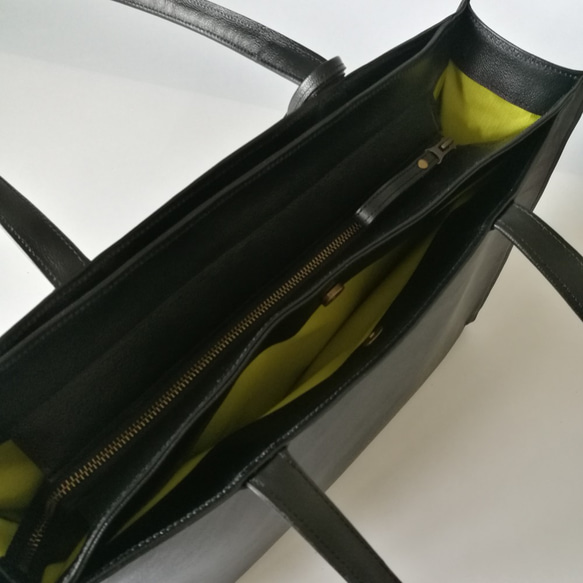 A4サイズしかくトートbag(ファスナーver)☆彡外縫いver・受注製作・お色違いも対応可能です 9枚目の画像