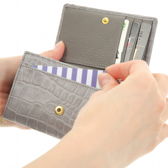 ハーフウォレット☆彡グレー・2つ折り財布・コンパクト＆大容量・即納可能 6枚目の画像