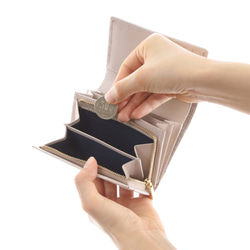 ハーフウォレット☆彡ピンクベージュ・2つ折り財布・コンパクト＆大容量・ 5枚目の画像