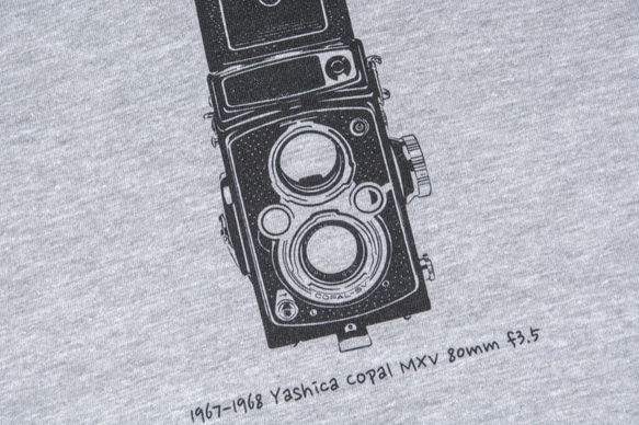 T-Shirt ：Vintage Cmera Yashica-12 TLR （Black/Gray Colors） 2枚目の画像
