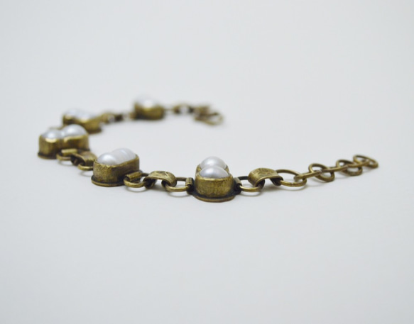 黃銅.珍珠.復古系列-巴洛克珍珠.硫化手工黃銅手鍊 第3張的照片