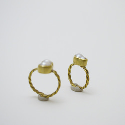 簡單小石系列-巴洛克珍珠‧黃銅戒指 第2張的照片