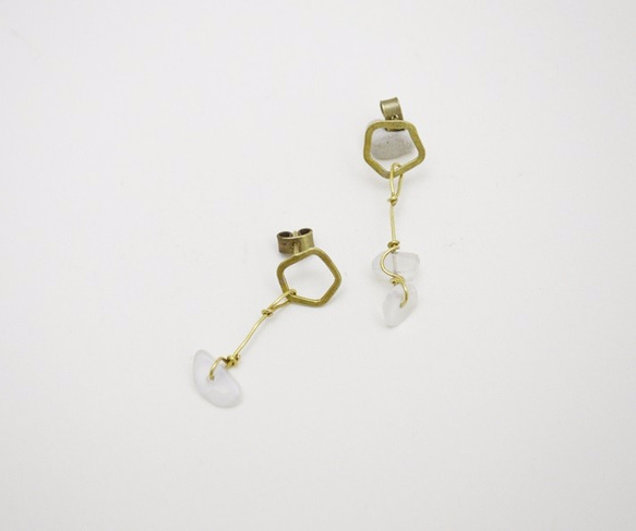簡單的圖形-#5‧月光石‧黃銅耳環 第1張的照片