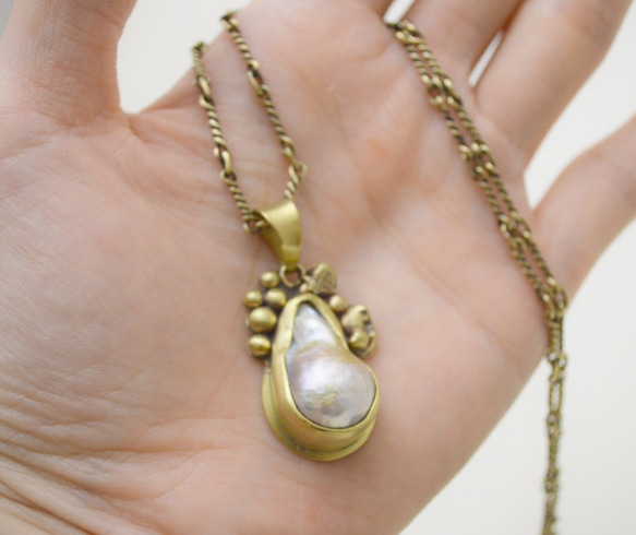黃銅.珍珠.復古系列-巴洛克珍珠墜.手工黃銅鍊項鍊 第5張的照片
