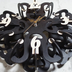 「キノコ」木製掛け時計 3枚目の画像