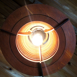「スモールハット」（チョコレートブラウン）木製ペンダントライト 照明　インテリア 4枚目の画像