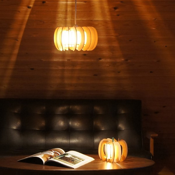 「かぼちゃ」木製ペンダントライト  照明　インテリア 2枚目の画像