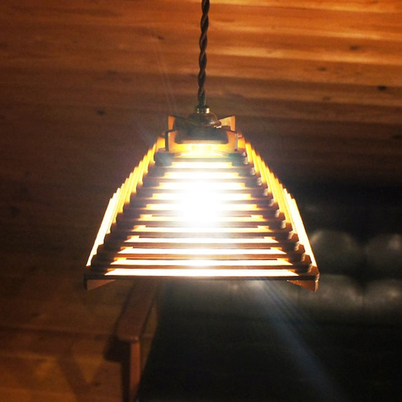 「☐（シカク）」木製ペンダントライト 1枚目の画像