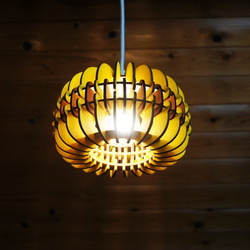 「マカロン（チョコバナナ）」木製ペンダントライト 照明　インテリア 2枚目の画像