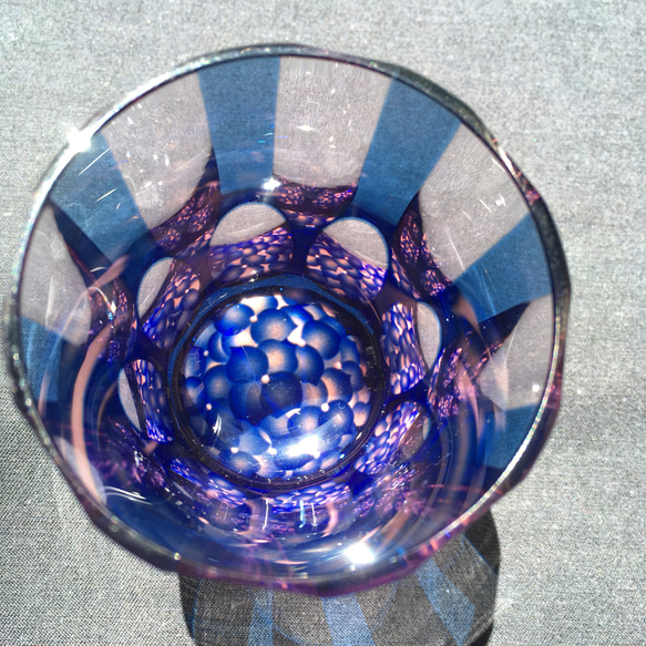 切子盃「紫陽花・ピンクブルー」 2枚目の画像