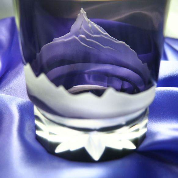切子ロックグラス「紫マッターホルン」 3枚目の画像