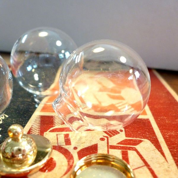 〇金色〇　25mmボール+平底蓋+小蓋　〇　ガラスボール　ペンダント用　DIY素材 3枚目の画像