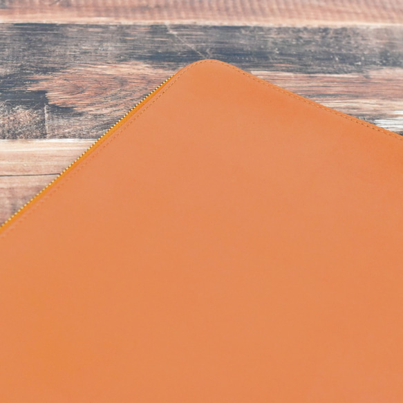 【1点限り】本革レザー 牛革 13インチクラッチバッグ Macbook スリム A4 PC メンズ レディース オレンジ 5枚目の画像