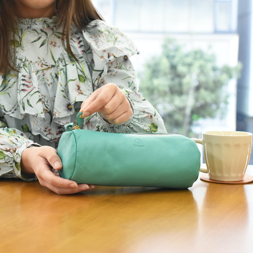 ペンケース  筆箱  ポーチにも  赤ワイン ボルドー ペンケース 筆箱 ポーチにも 赤ワイン ボルドー