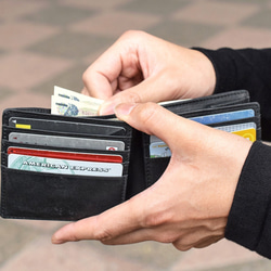 二つ折り財布 ハーフウォレット コンパクト 本革 薄い 手のひらサイズ スリム ギフト 名入れ ブラック HAW018 4枚目の画像