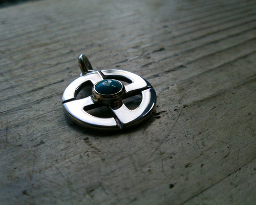 メディスンホイール・ペンダント・トップ ネックレス・ペンダント hide